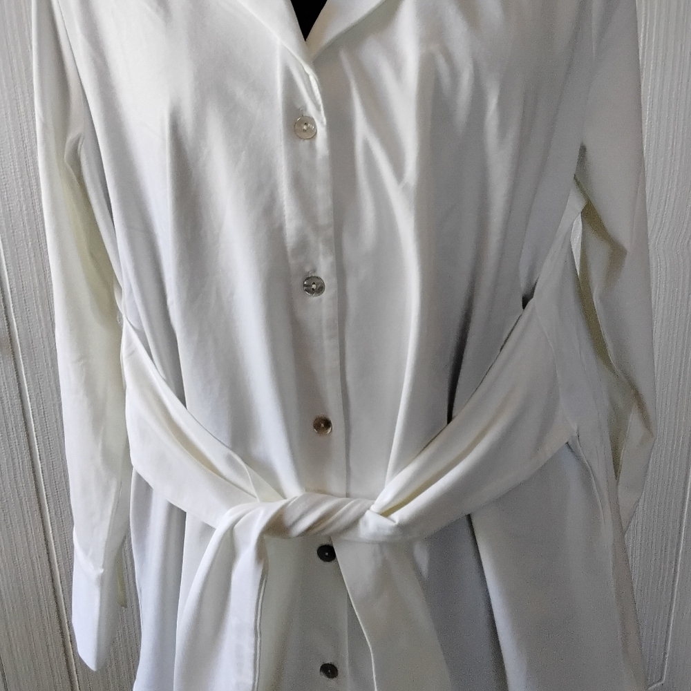 NWT womens 6 Front Button Long Sleeve Shirt - Picture 4 of 10